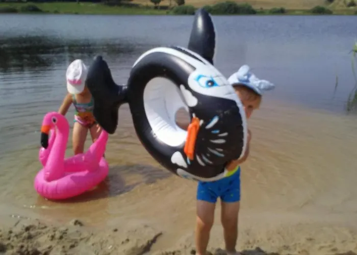 ホームステイ Rosa - Dom Dla 20 Osob Z Jacuzzi I Sauna Ogrodowa Kaszuby